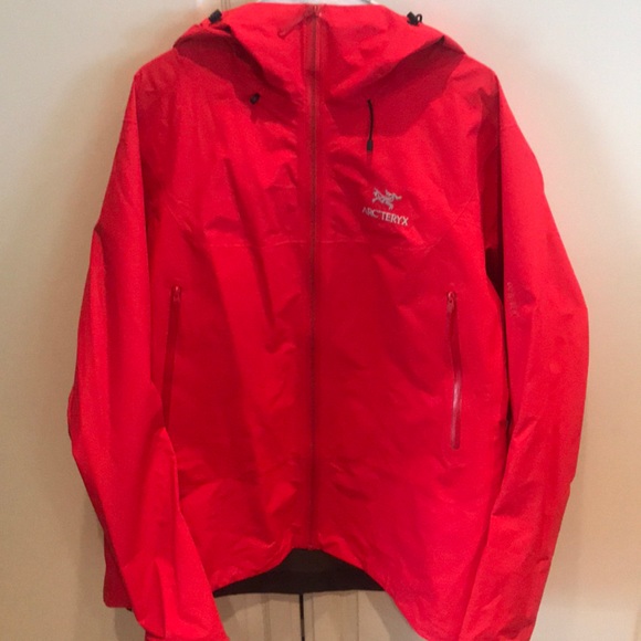 Arc’Teryx Jackets & Blazers - ARC’TERYX GORE-TEX